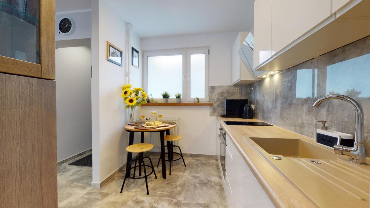 Apartament Kuznicza Apartment Wroclaw Bagian luar foto